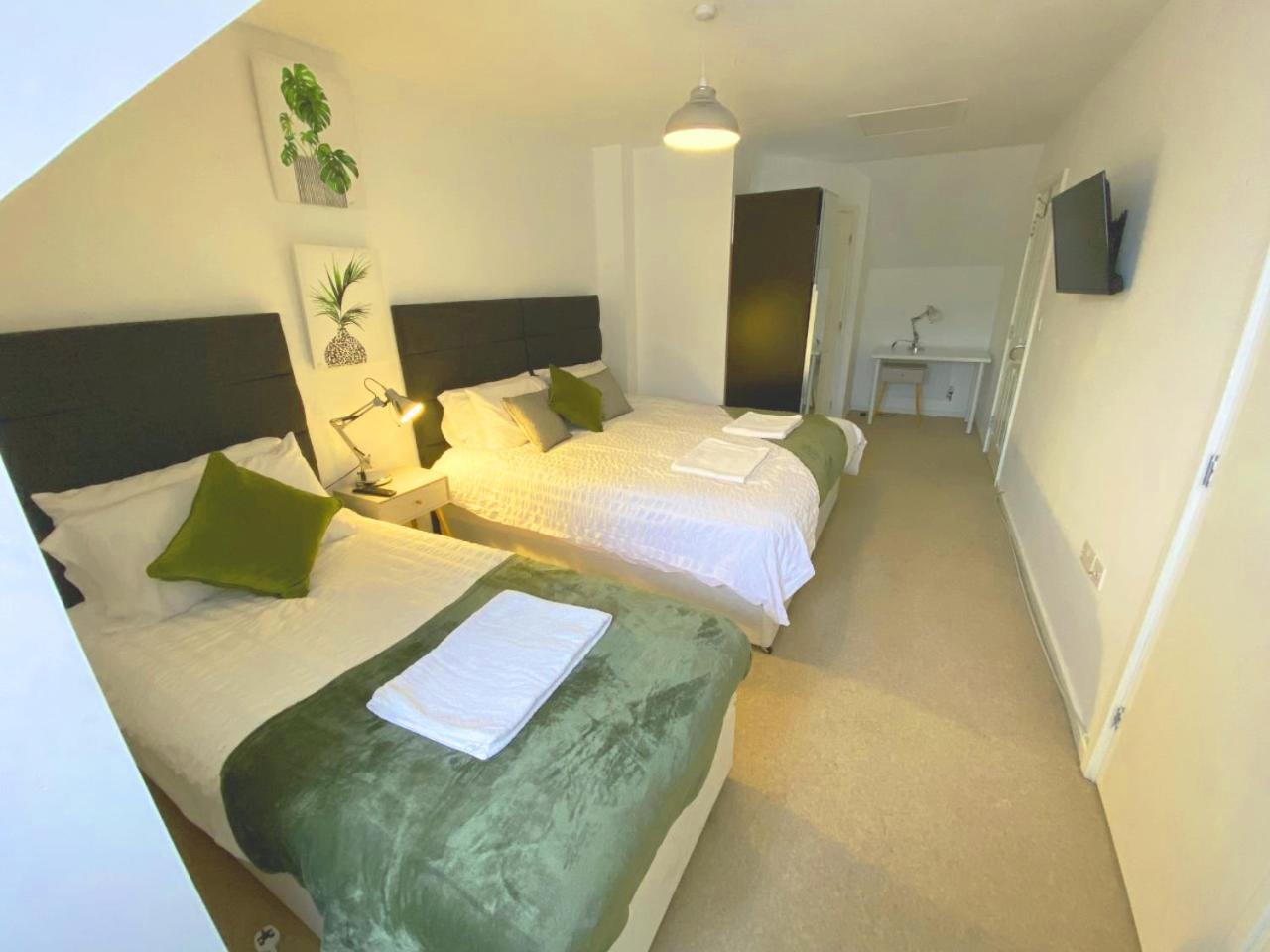 Walsall Group Accommodation Экстерьер фото