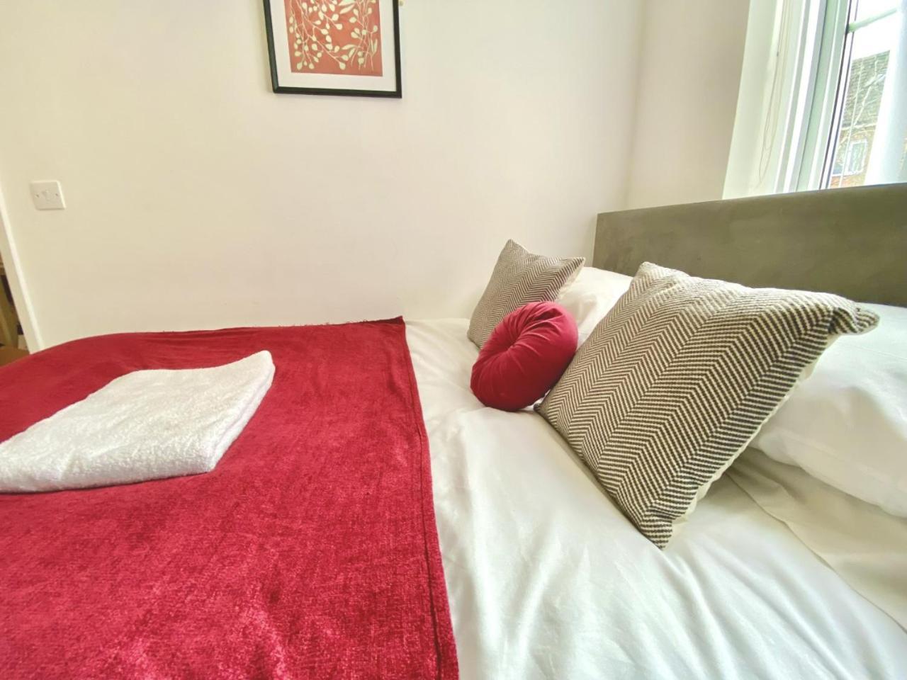 Walsall Group Accommodation Экстерьер фото